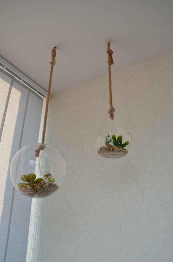 Modern And Cozy Apartment Piteşti Kültér fotó